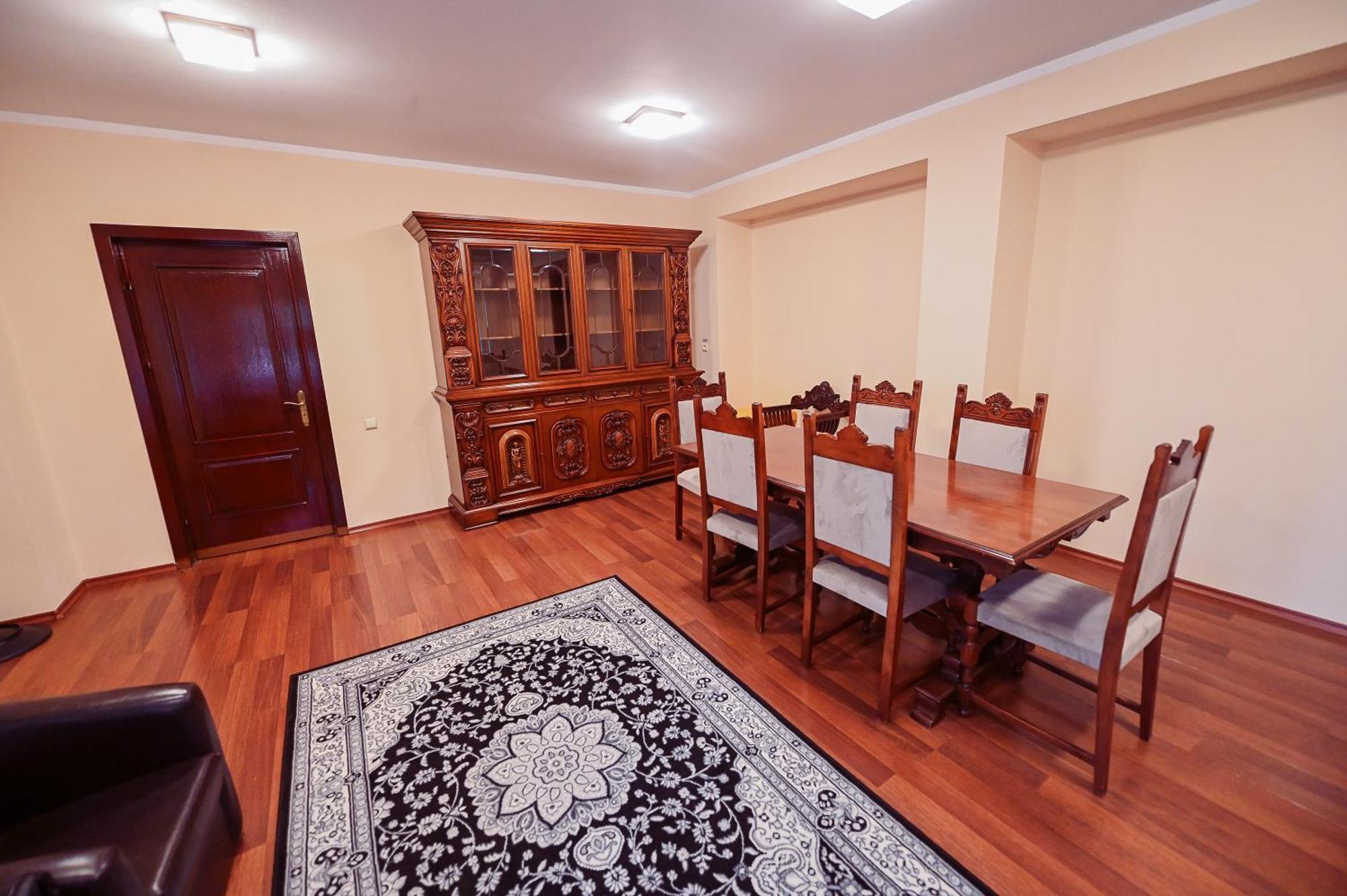 Conacul Domnesc Hotel Scheia ภายนอก รูปภาพ