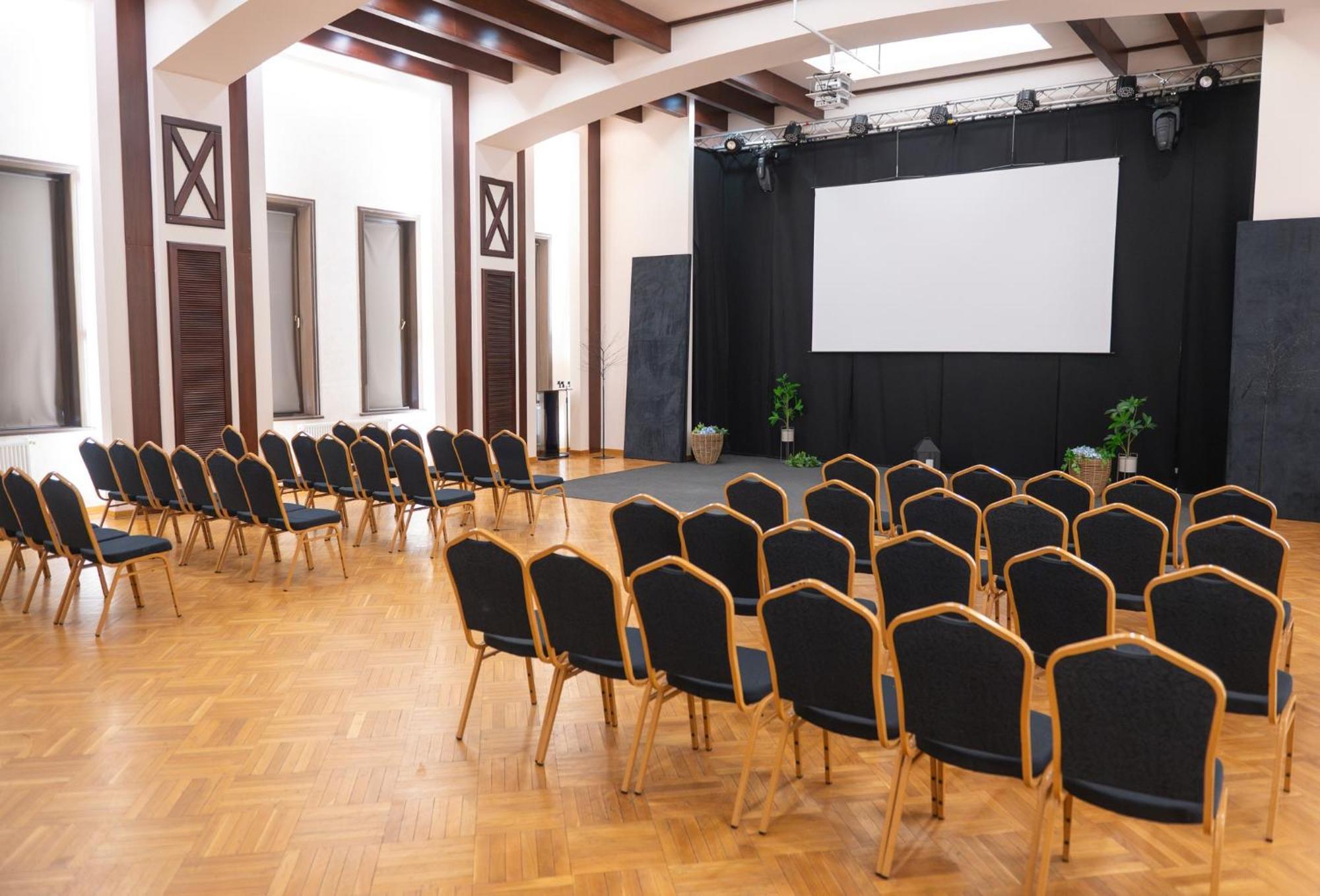 Conacul Domnesc Hotel Scheia ภายนอก รูปภาพ